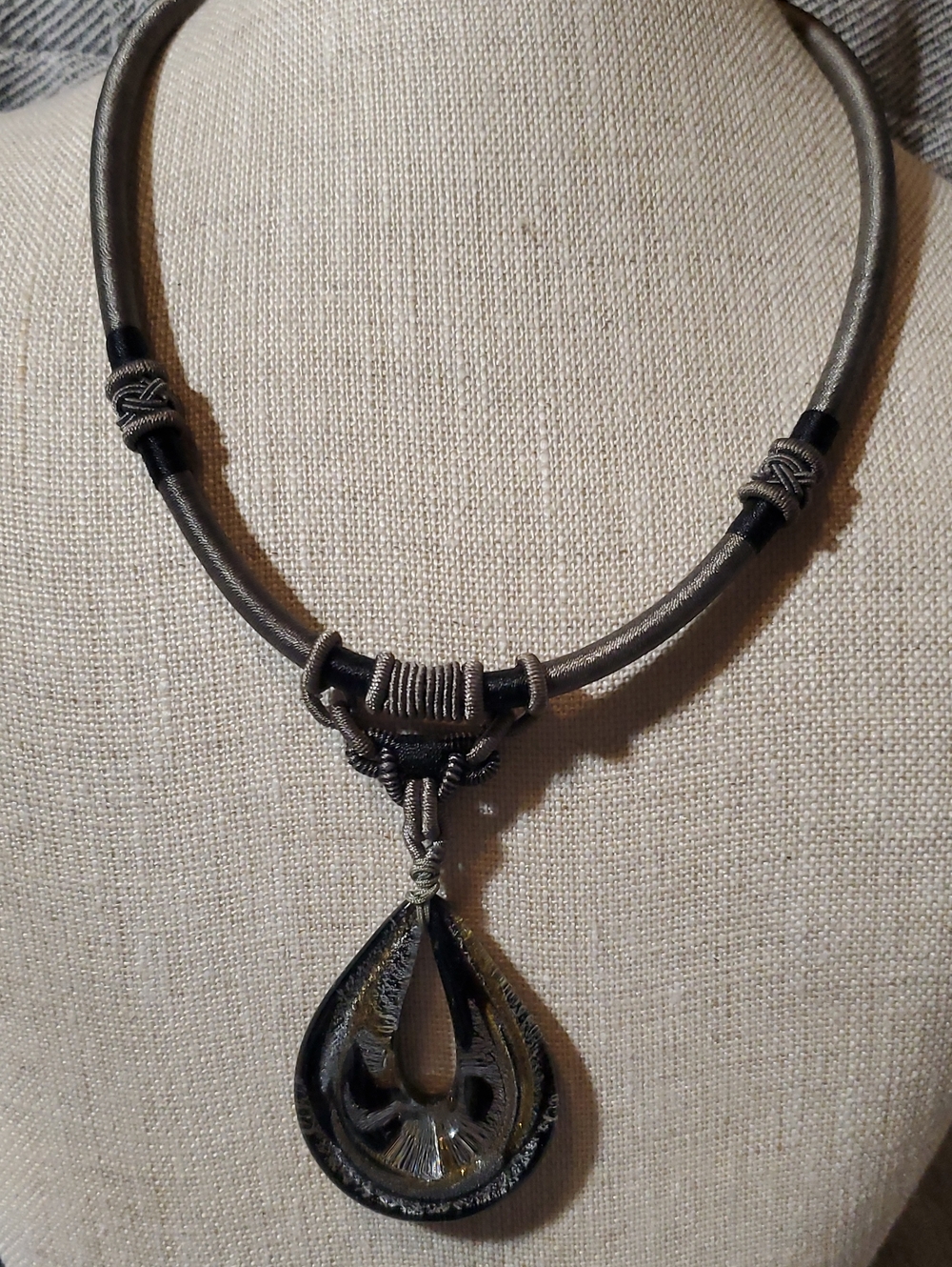 Handcrafted Gray Vintage Teardrop Pendant Necklace - Unbranded